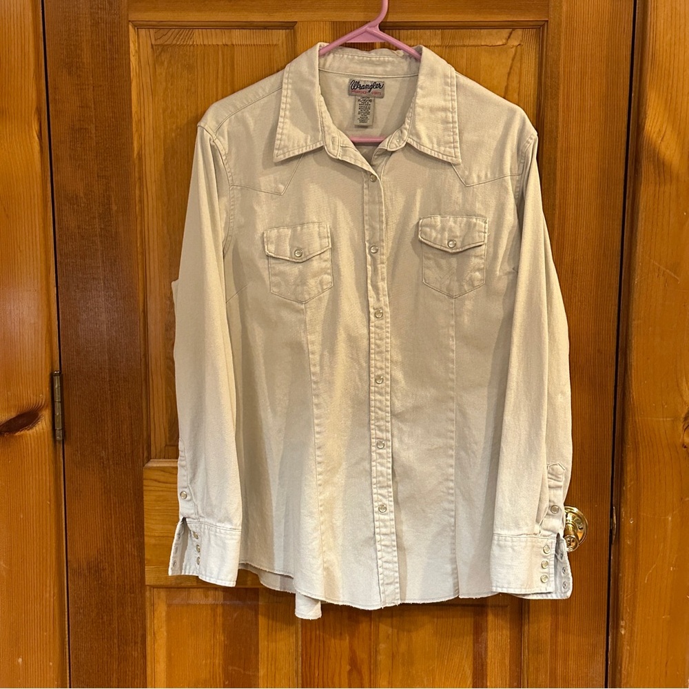 Wrangler, cotton oatmeal color snap front women’s shirt